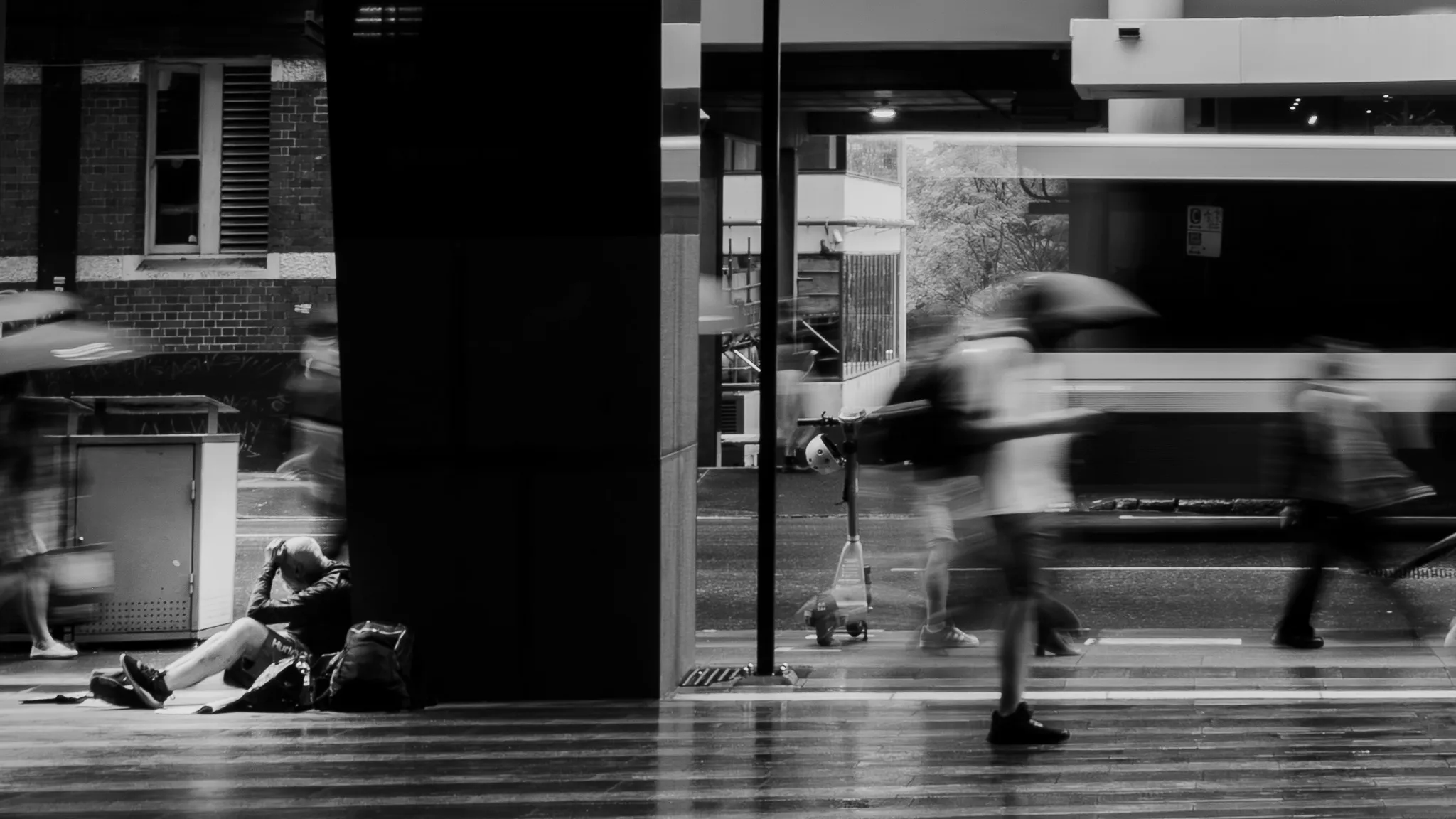 Street photograph by Andrew Bloyce